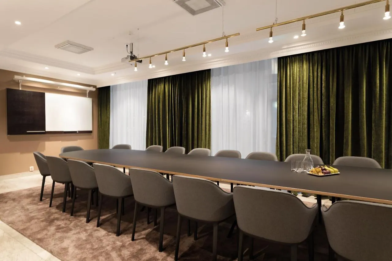 Elite Hotel Stockholm Plaza 4*,